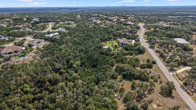 27722 Sunny Pt, San Antonio, TX 78266