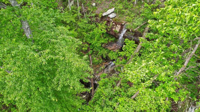 6835 Jasper Highlands Boulevard, Jasper, TN 37347