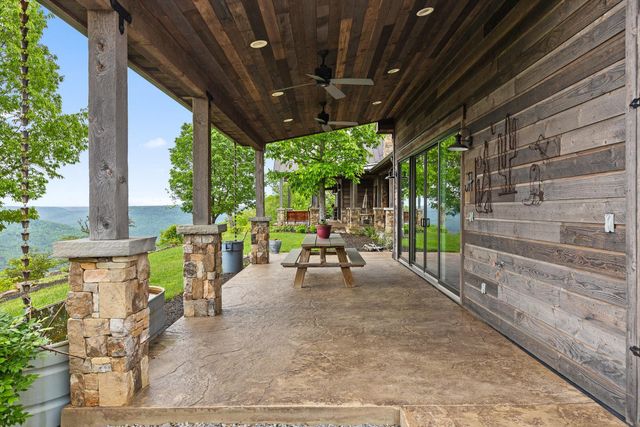 6835 Jasper Highlands Boulevard, Jasper, TN 37347
