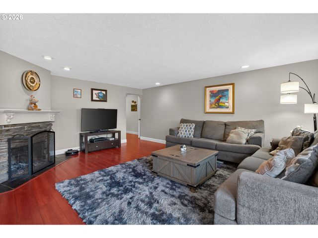 14758 Se RAINTREE Ct, Milwaukie, OR 97267