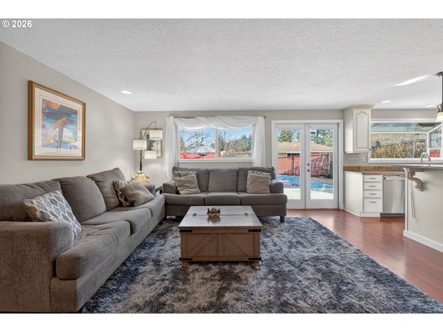 14758 Se RAINTREE Ct, Milwaukie, OR 97267