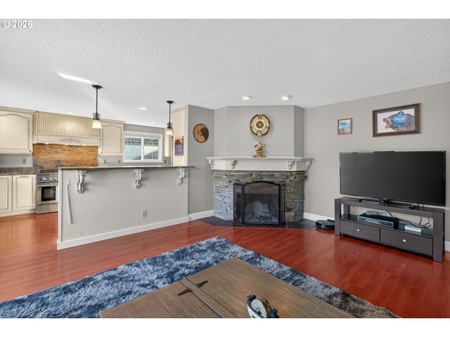 14758 Se RAINTREE Ct, Milwaukie, OR 97267