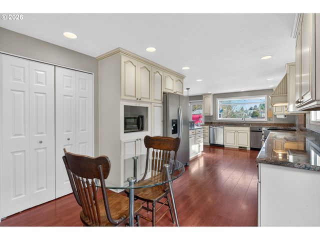 14758 Se RAINTREE Ct, Milwaukie, OR 97267