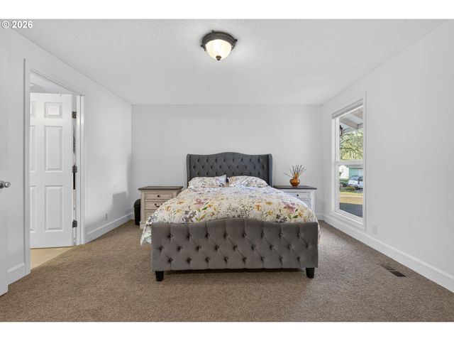 14758 Se RAINTREE Ct, Milwaukie, OR 97267