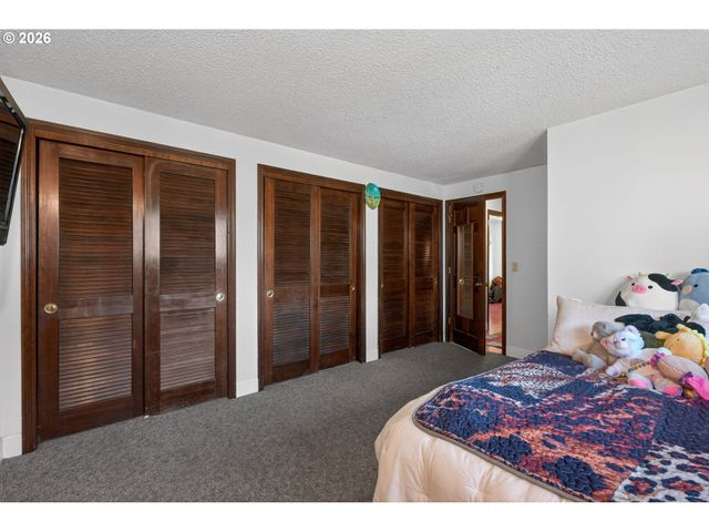 14758 Se RAINTREE Ct, Milwaukie, OR 97267