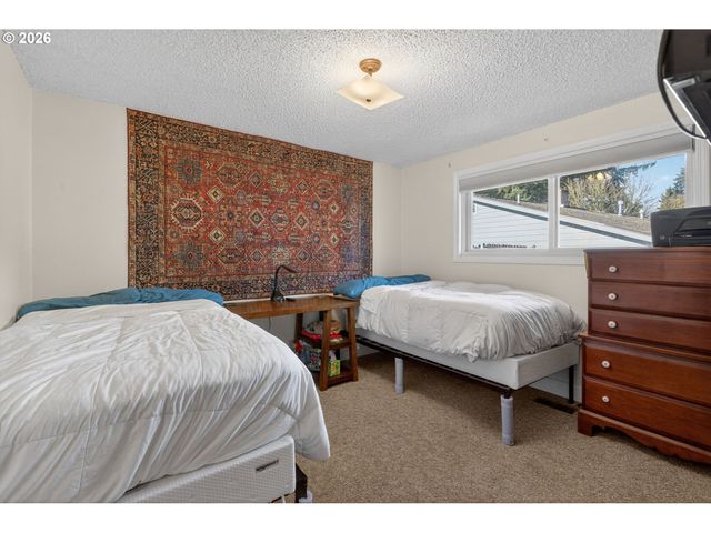 14758 Se RAINTREE Ct, Milwaukie, OR 97267