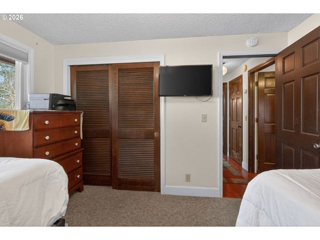 14758 Se RAINTREE Ct, Milwaukie, OR 97267