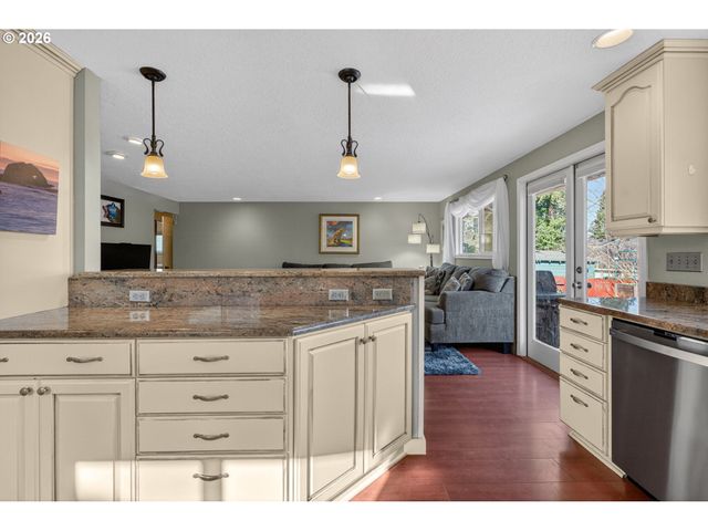 14758 Se RAINTREE Ct, Milwaukie, OR 97267