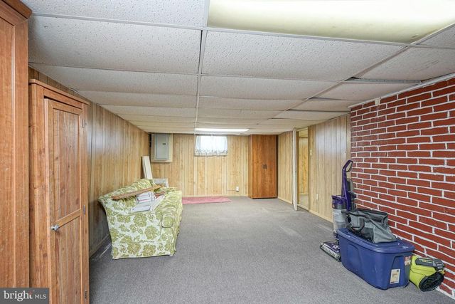 32 S MYRTLE ST, Vineland, NJ 08360