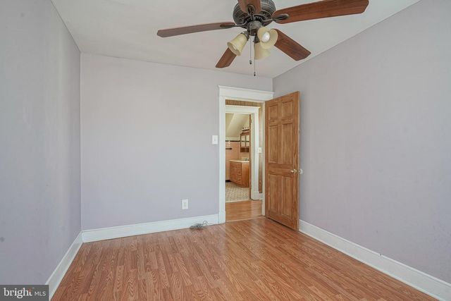 32 S MYRTLE ST, Vineland, NJ 08360