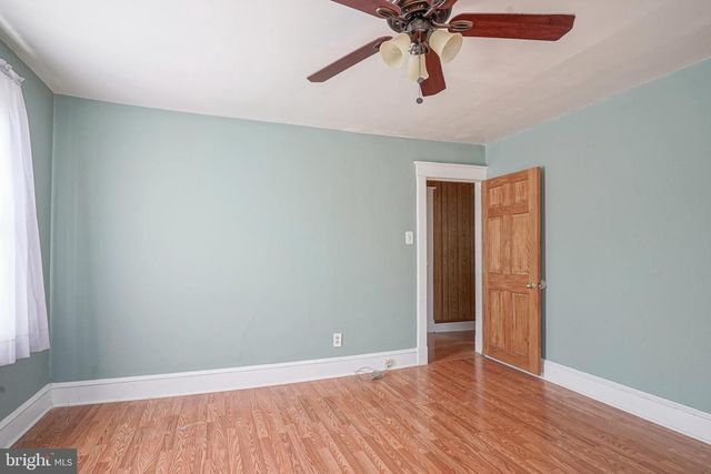 32 S MYRTLE ST, Vineland, NJ 08360