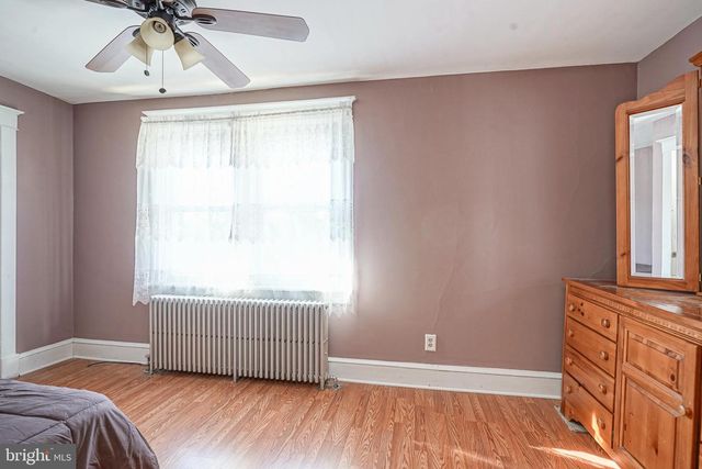 32 S MYRTLE ST, Vineland, NJ 08360