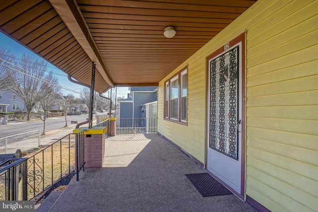 32 S MYRTLE ST, Vineland, NJ 08360