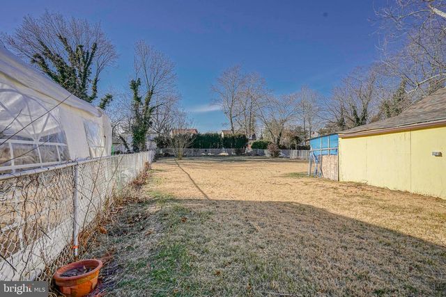 32 S MYRTLE ST, Vineland, NJ 08360