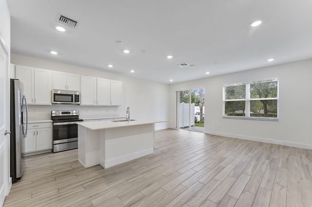 247 Preserve Trail N, Stuart, FL 34994