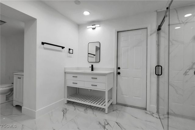 2210 Isle Of Pines AVE E, Fort Myers, FL 33905