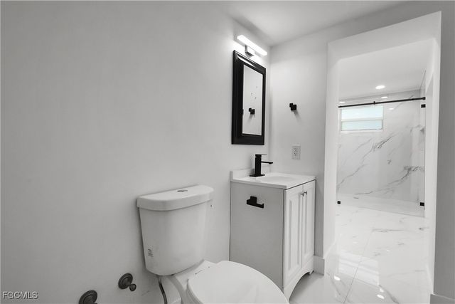 2210 Isle Of Pines AVE E, Fort Myers, FL 33905