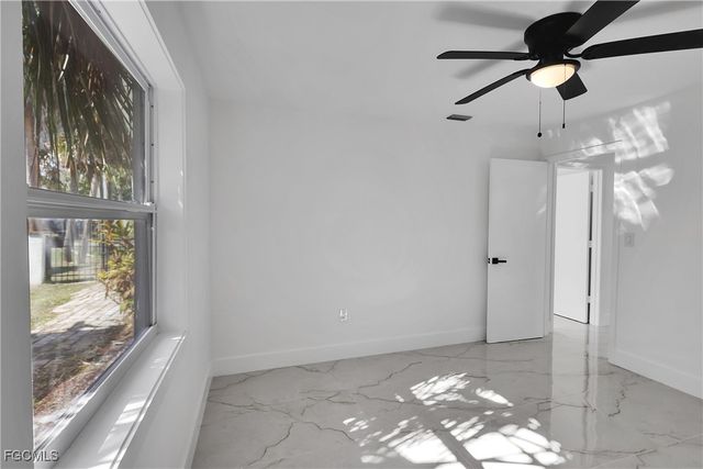 2210 Isle Of Pines AVE E, Fort Myers, FL 33905