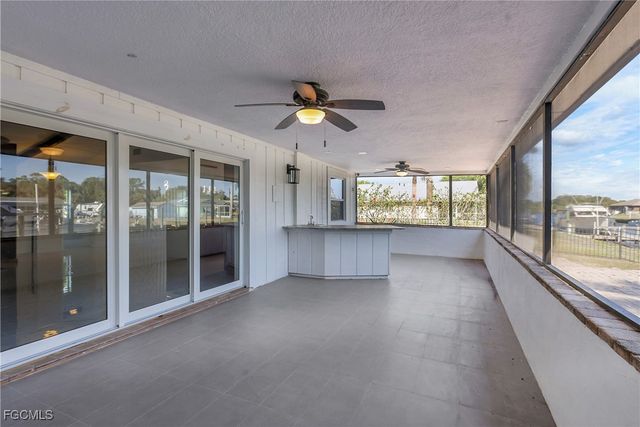 2210 Isle Of Pines AVE E, Fort Myers, FL 33905