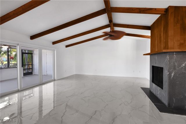 2210 Isle Of Pines AVE E, Fort Myers, FL 33905