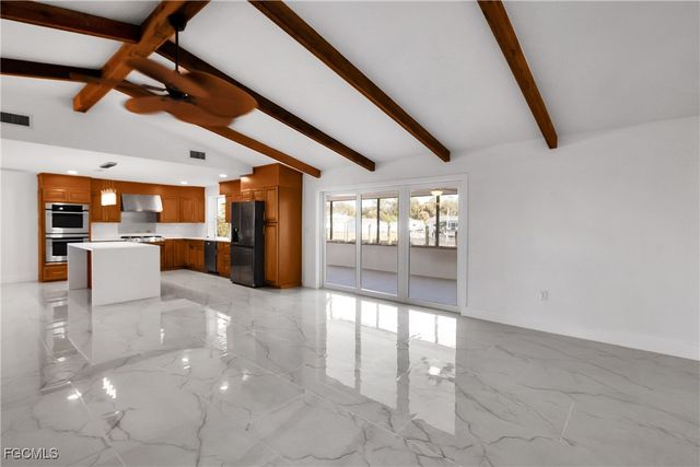 2210 Isle Of Pines AVE E, Fort Myers, FL 33905