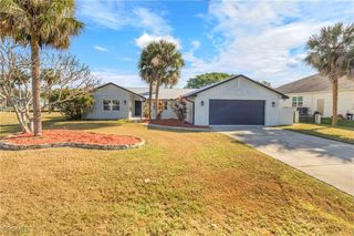 2210 Isle Of Pines AVE E, Fort Myers, FL 33905