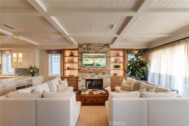 413 7th, Manhattan Beach, CA 90266