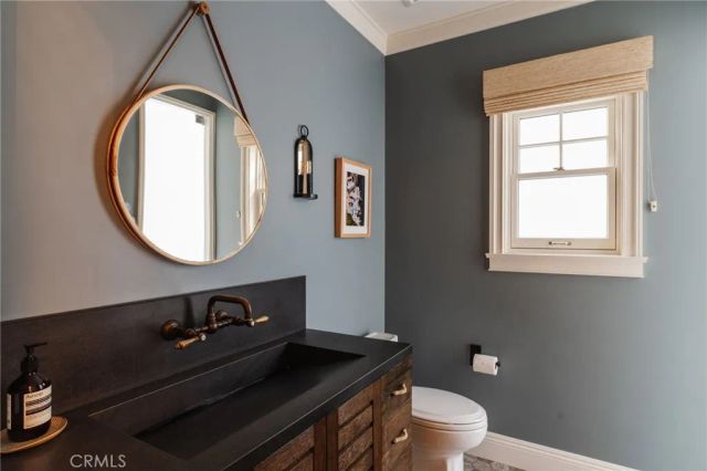 413 7th, Manhattan Beach, CA 90266