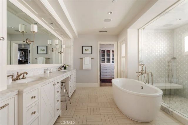413 7th, Manhattan Beach, CA 90266