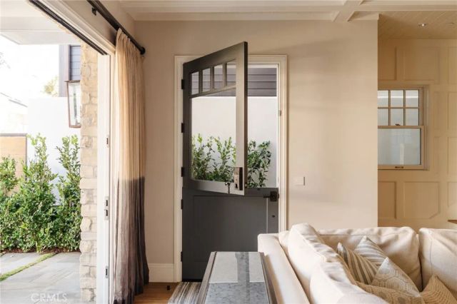 413 7th, Manhattan Beach, CA 90266