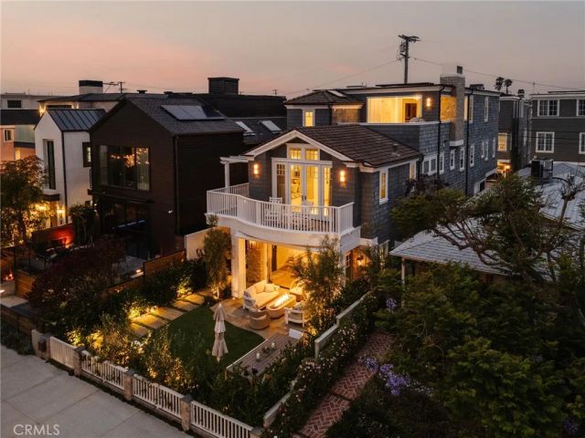 413 7th, Manhattan Beach, CA 90266