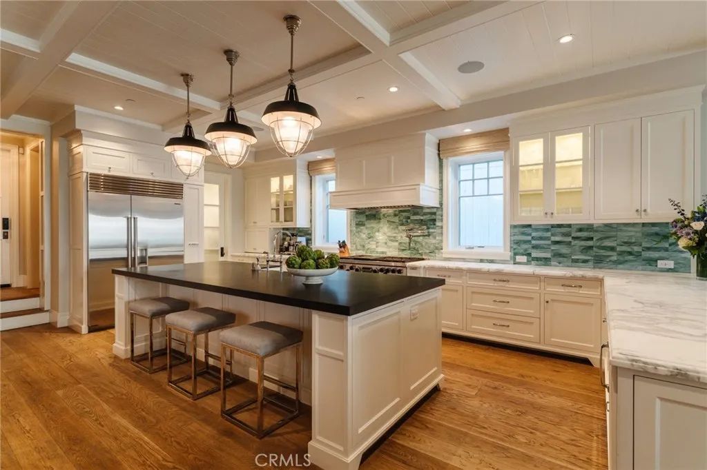 413 7th, Manhattan Beach, CA 90266