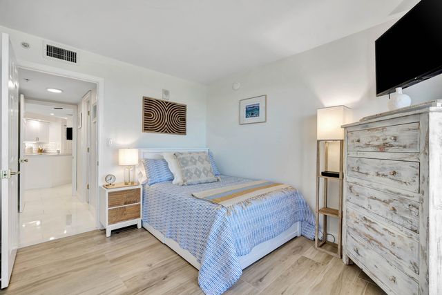 3000 N Ocean Drive 24f, Singer Island, FL 33404