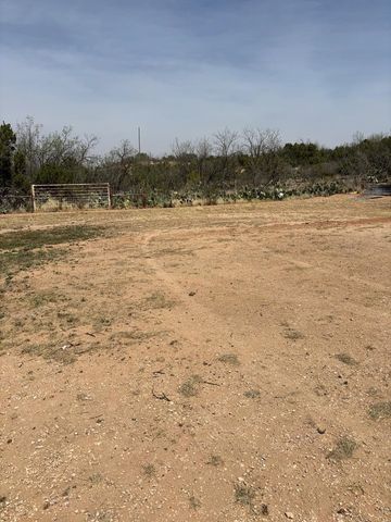 2703 W OLD HWY 80, Big Spring, TX 79720