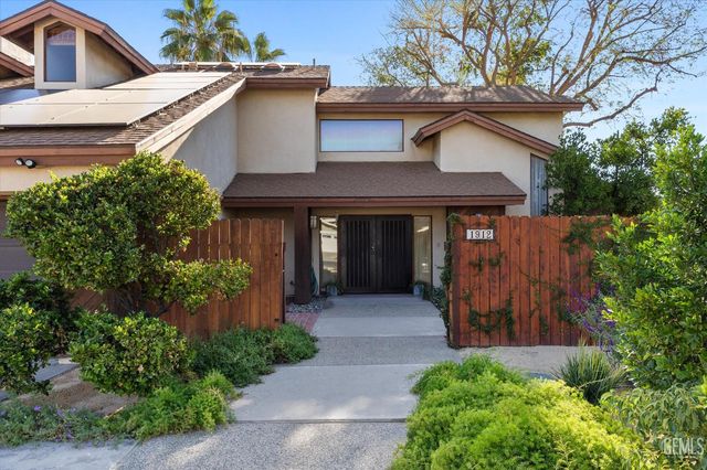 1912 Glenbrea Court, Bakersfield, CA 93309
