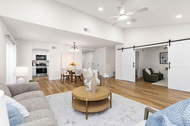 28133 Espinoza, Mission Viejo, CA 92692