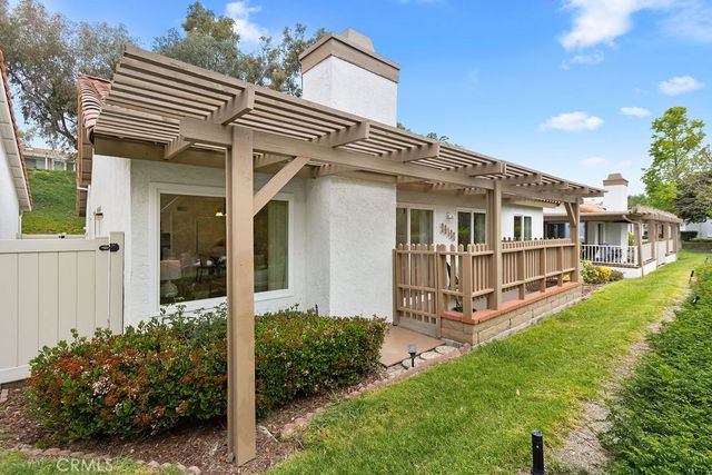 28133 Espinoza, Mission Viejo, CA 92692