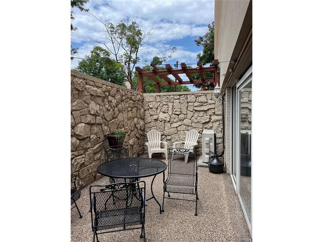 1390 Emerson St 107, Denver, CO 80218
