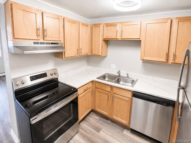 1390 Emerson St 107, Denver, CO 80218