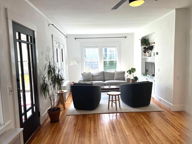 44 Cedar Street, Brattleboro, VT 05301