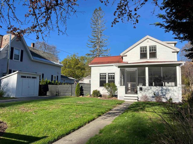 44 Cedar Street, Brattleboro, VT 05301