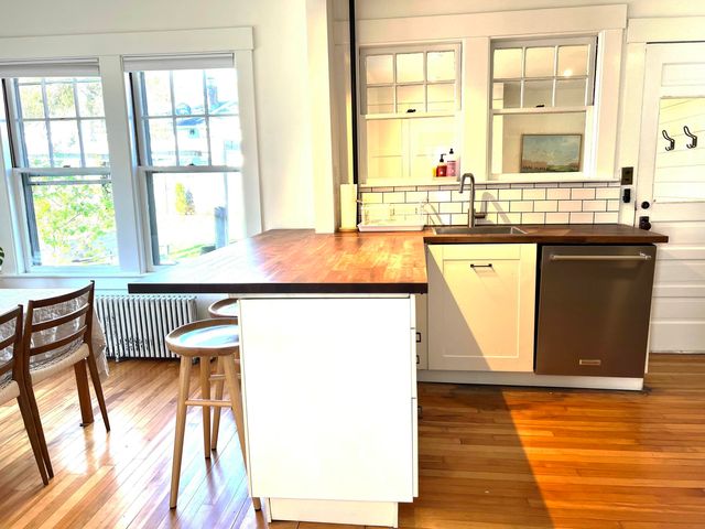44 Cedar Street, Brattleboro, VT 05301