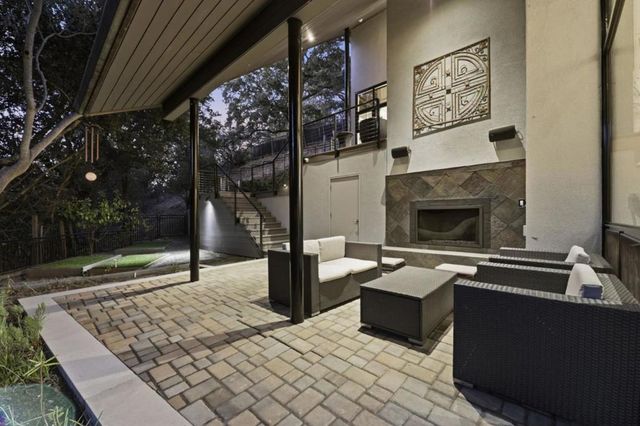 217 Mistletoe Road, Los Gatos, CA 95032