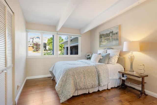 730 Greenview Place, Los Altos, CA 94024