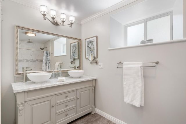 730 Greenview Place, Los Altos, CA 94024