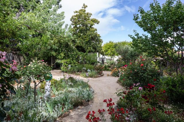 730 Greenview Place, Los Altos, CA 94024