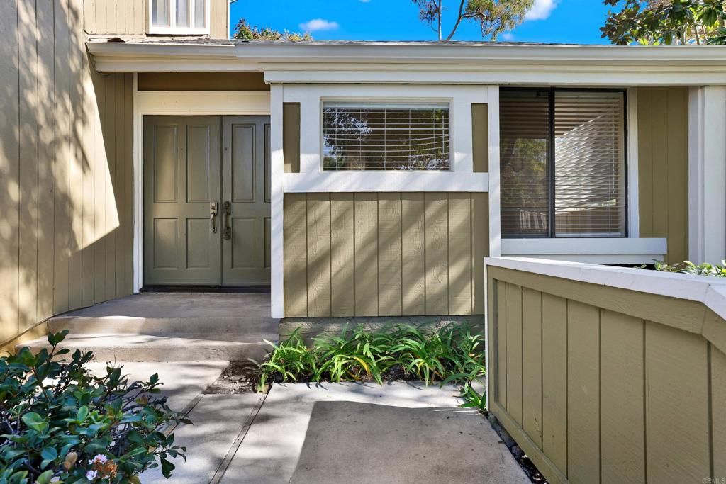 30 Rainbow Falls 17, Irvine, CA 92603 — photo 2