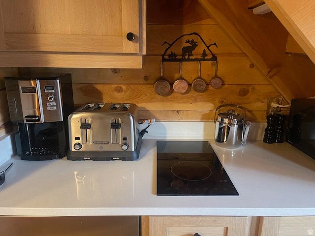 8865 N TIMPHAVEN RD, Sundance, UT 84604