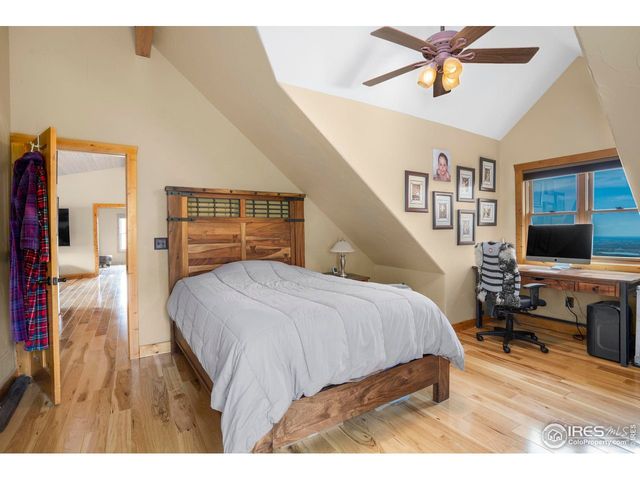 555 James Park Trl, Loveland, CO 80537