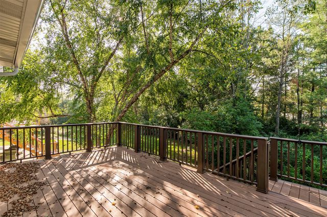 13098 Pinecrest Lane, Clive, IA 50325